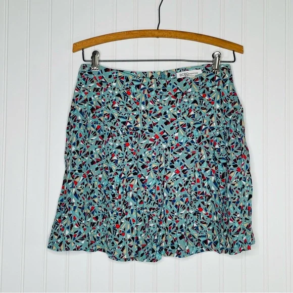 BCBGeneration Geometric Pleated Skirt - Picture 2 of 7